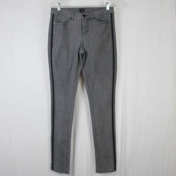 GILI Got It Love It Gray Tuxedo Stripe Skinny Denim Jeans Size 6 - Picture 1 of 4